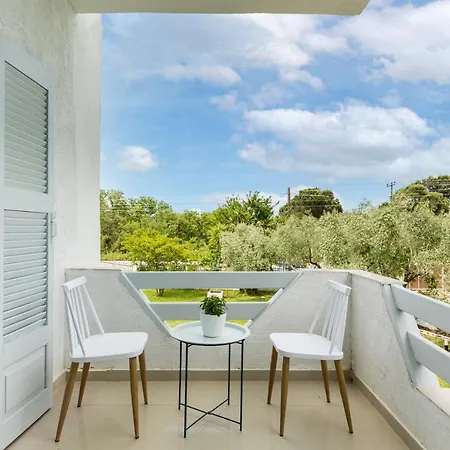 M&m Villa Vourvourou